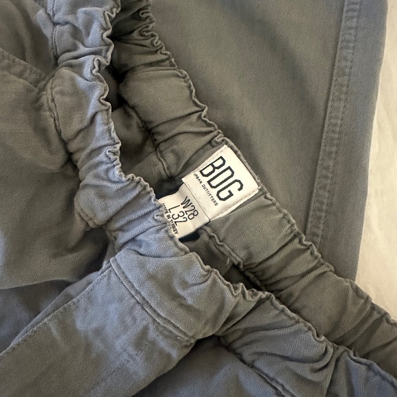 Women's Cargo Pants with Pockets in Grayish Green - Picture 2 of 2